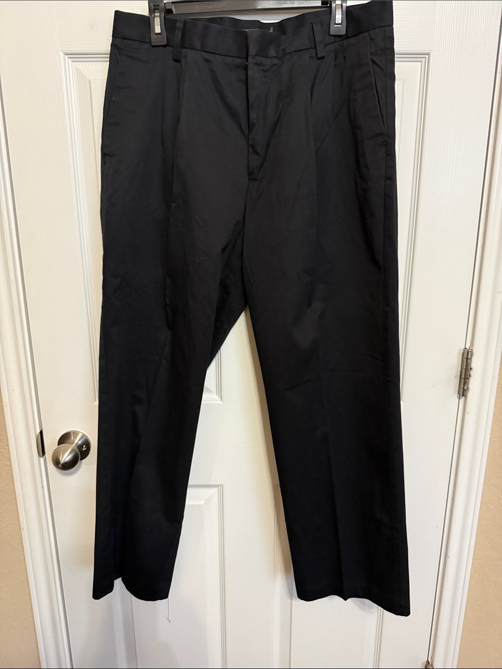 NWOT Dockers Black Men's Dress Pants - Straight Leg